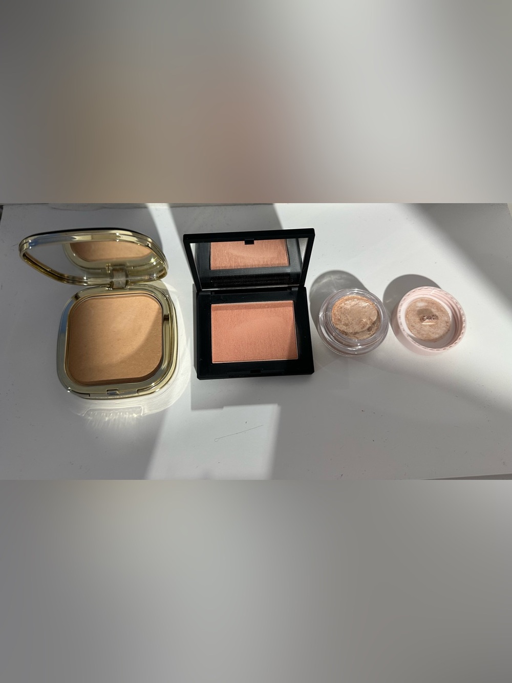 Makeup Bundle - Picture 2 of 4